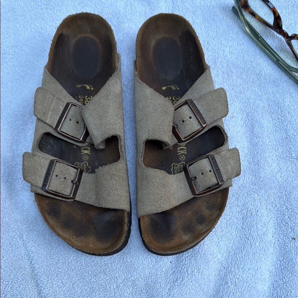 Birkenstock Arizona Brown Sandals with Adjustable Straps